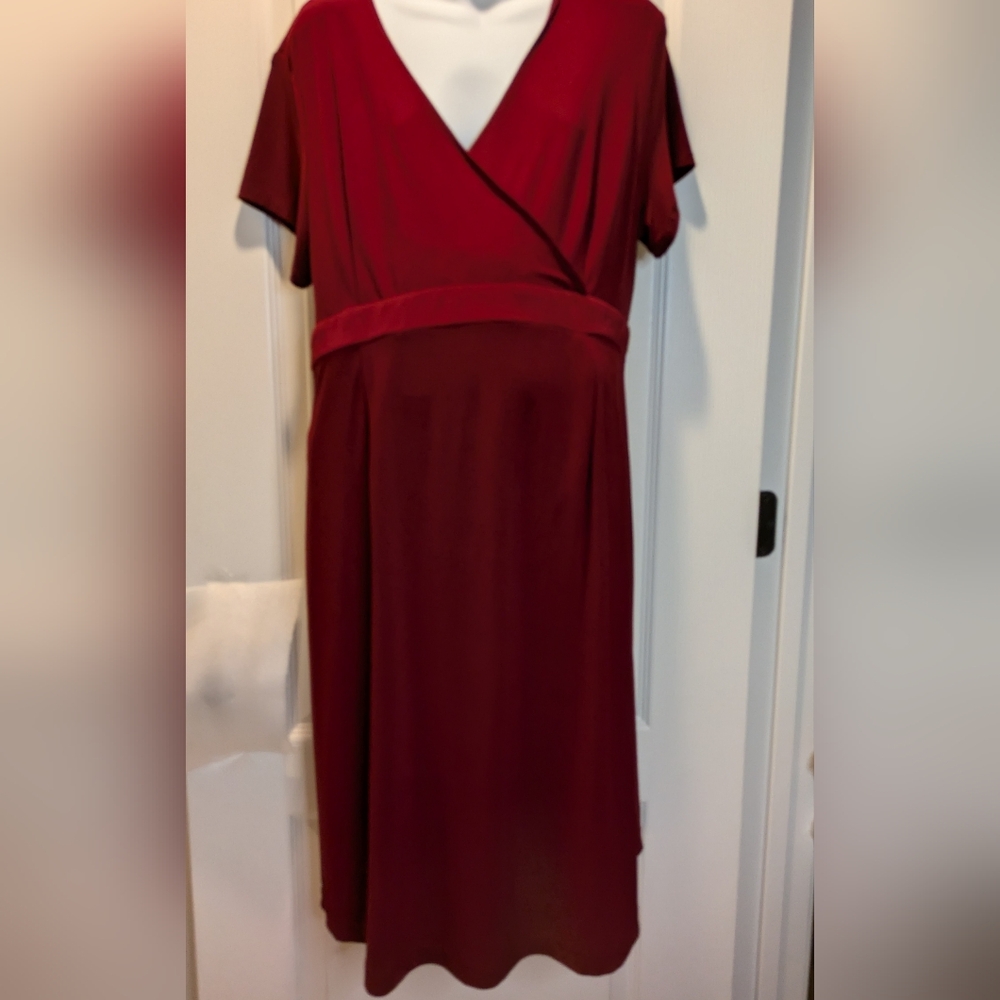 Motherhood Maternity Maroon Dress Faux Wrap Nursing Midi Sz L